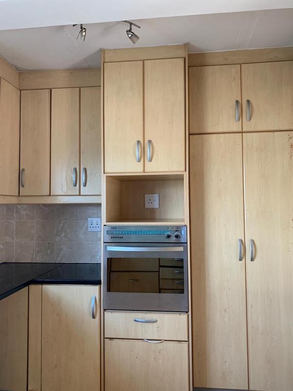 To Let 2 Bedroom Property for Rent in Claremont Western Cape